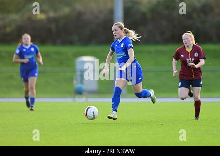 Cardiff, Regno Unito. 13th Nov 2022. Danielle Green di Cardiff City Women's - Mandatory by-line Credit: Ashley Crowden/Alamy Live News Foto Stock