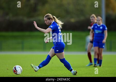 Cardiff, Regno Unito. 13th Nov 2022. Danielle Green di Cardiff City Women's - Mandatory by-line Credit: Ashley Crowden/Alamy Live News Foto Stock