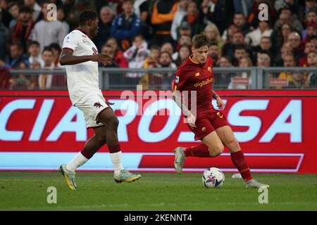 Roma, Italia. 13th Nov 2022. Nicola Zalewski (Roma) in azione durante la Serie Un match tra AS Roma e Torino FC allo Stadio Olimpico il 13 2022 novembre a Roma. (Credit Image: © Giuseppe fama/Pacific Press via ZUMA Press Wire) Foto Stock