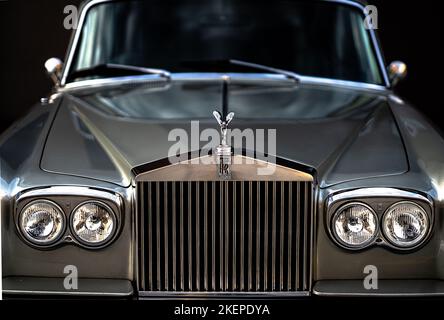 1975 Rolls-Royce Silver Shadow primo piano Foto Stock
