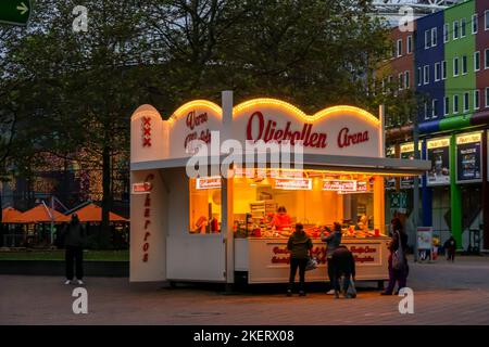 Amsterdam, Paesi Bassi. Novembre 2022. Una tipica pasticceria olandese. Foto di alta qualità Foto Stock