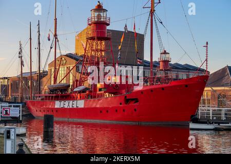 Den Helder, Paesi Bassi. Novembre 2022. Nave leggera Texel nel porto di Den Helder. Foto di alta qualità Foto Stock