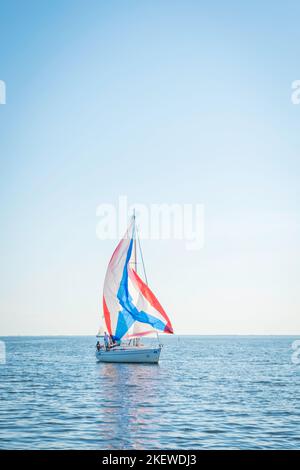 Estate a Parnu pietra jetty Estonia Foto Stock