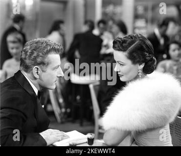 DANNY KAYE e GENE TIERNEY in SULLA RIVIERA 1951 regista WALTER LANG costume designer Travilla produttore Sol C. Siegel Twentieth Century Fox Foto Stock