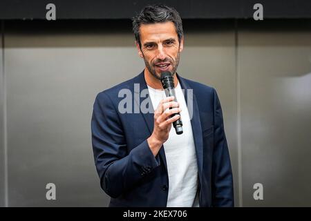 Saint-Denis, Francia, Francia. 14th Nov 2022. Presidente del Comitato Organizzatore di Parigi 2024 per i Giochi Olimpici e Paralimpici ed ex canoista francese Tony ESTANGUET durante la presentazione ufficiale delle mascotte olimpiche di Parigi 2024 il 14 novembre 2022 a Saint-Denis, vicino Parigi, Francia. (Credit Image: © Matthieu Mirville/ZUMA Press Wire) Foto Stock