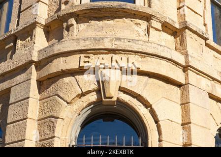 Esterno del vecchio edificio della banca a Madison, Wisconsin, USA. Foto Stock
