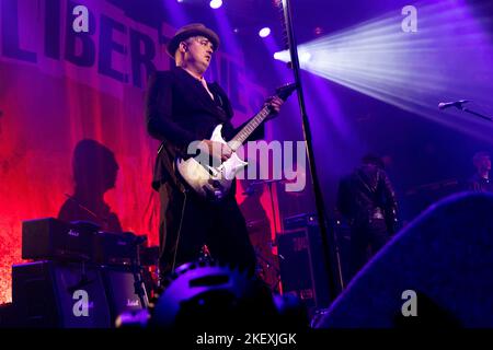 Amsterdam, NL - i Libertines si esibiscono a Melkweg, Amsterdam, il 14th novembre 2022, l'ultima notte del loro Tour europeo Foto Stock