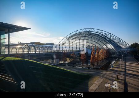 Lipsia, Germania. 14th Nov 2022. Vista sulla vetreria del centro espositivo di Lipsia. Credit: Jan Woitas/dpa/Alamy Live News Foto Stock