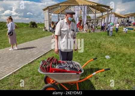 Kazan, Repubblica del Tatarstan, Russia - 3 luglio 2021: Sabantuy, il Tatar popolare vacanza sul campo Foto Stock