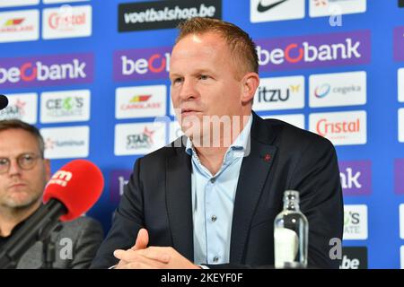 Genk, Belgio, 15/11/2022, allenatore capo di Genk Wouter Vrancken, nella foto di una conferenza stampa della squadra di calcio belga KRC Genk, martedì 15 novembre 2022 a Genk, per discutere il futuro della collaborazione con l'allenatore capo. FOTO DI BELGA JILL DELSAUX Foto Stock