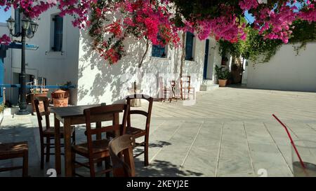 Tavola del caffè Paros Grecia isola mediterranea egeo Foto Stock