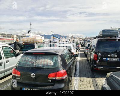 Mediterraneo, traghetto GNV da Genova a Tangeri, porto di Genova Foto Stock