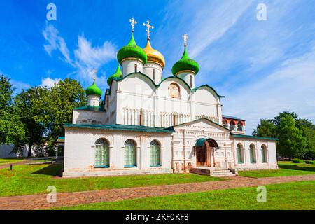 La Cattedrale della Trasfigurazione del Salvatore presso il Monastero del Salvatore di Sant'Eutimio nella città di Suzdal, anello d'oro della Russia Foto Stock