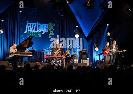 Günther Fischer Quintett mit Uschi Brüning | Das comeback im Rahmen der Jazztage Dresden im Ostra-Dome. Dresda,12.11.2022 Foto Stock