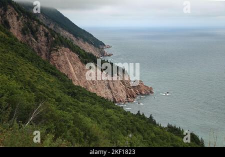 Vista sulla costa lungo il Cabot Trail, Nuova Scozia, Canada Foto Stock