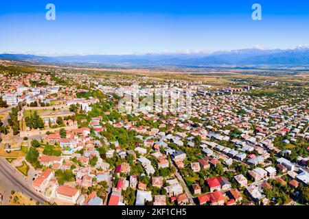 Vista panoramica aerea della città vecchia di Telavi. Telavi è la città principale della provincia di Kakheti in Georgia. Foto Stock