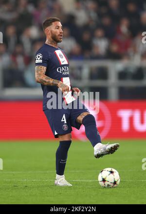 Torino, 2nd novembre 2022. Sergio Ramos di PSG durante la partita della UEFA Champions League allo stadio Allianz di Torino. L'immagine di credito dovrebbe essere: Jonathan Moskrop / Sportimage Foto Stock