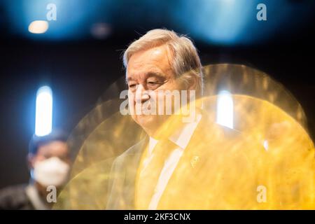 Nusa Dua, Indonesia. 16th Nov 2022. Il Segretario Generale delle Nazioni Unite Antonio Guterres al Vertice del G20. Credit: Christoph Soeder/dpa/Alamy Live News Foto Stock