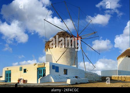 Windmühle auf Mykonos, Kykladen, Griechische Inseln, Griechenland, Insel in der Ägäis, Nebenmeer, Mittelmeer, Foto Stock