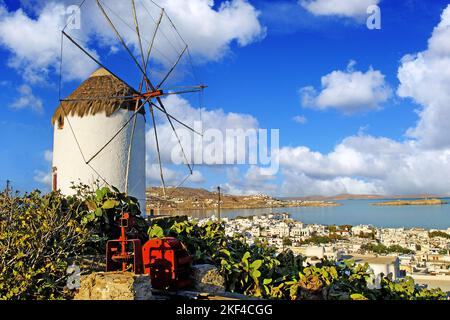 Windmühle auf Mykonos, Kykladen, Griechische Inseln, Griechenland, Insel in der Ägäis, Nebenmeer, Mittelmeer, Foto Stock