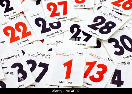 Kalender, Kalenderblatt, Tage, Tag, Kalendertage, Mehrere, Termin, Termine, Abreisskalender, Foto Stock