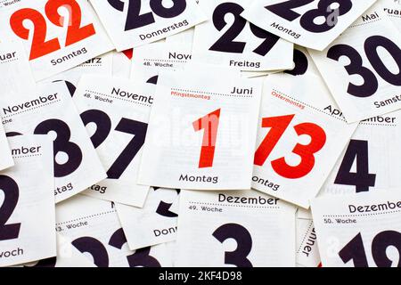 Kalender, Kalenderblatt, Tage, Tag, Kalendertage, Mehrere, Termin, Termine, Abreisskalender, Foto Stock