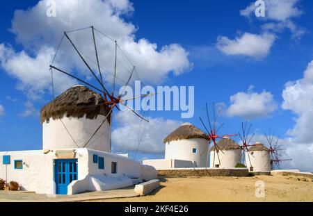 Windmühle auf Mykonos, Kykladen, Griechische Inseln, Griechenland, Insel in der Ägäis, Nebenmeer, Mittelmeer, Foto Stock