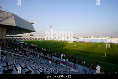 Vista generale del Club sportivo al Wakrah, stadio al Wakrah, Qatar, dove l'Inghilterra si allenerà durante la Coppa del mondo FIFA, Qatar. Data immagine: Mercoledì 16 novembre 2022. Foto Stock