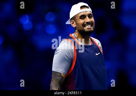 Torino, Italia. 16 novembre 2022. Nick Kyrgios dell'Australia reagisce durante il suo round robin match con Thanasi Kokkinakis dell'Australia contro Ivan Dodig della Croazia e Austin Krajicek degli Stati Uniti durante il quarto giorno delle finali ATP di Nitto. Thanasi Kokkinakis e Nick Kyrgios hanno vinto la partita 3-6, 6-4, 10-6. Credit: Nicolò campo/Alamy Live News Foto Stock