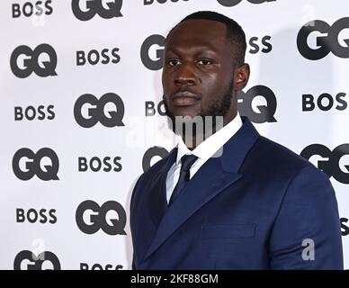 16th novembre 2022, Londra, Regno Unito. Stormzy arrivo al GQ Men of the Year Awards 2022, Mandarin Oriental Hyde Park Hotel. Credit: Doug Peters/EMPICS/Alamy Live News Foto Stock