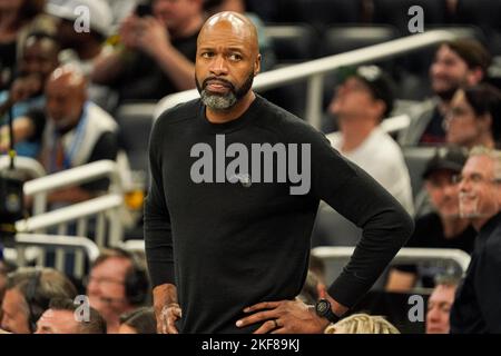 Orlando, Florida, USA, 16 novembre 2022, Orlando Magic Head Coach Jamahl Moseley presso l'Amway Center. (Foto di credito: Marty Jean-Louis) Foto Stock