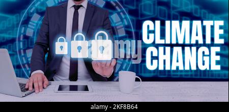 Segnale che indica il cambiamento climatico. Parola scritta sull'aumento della temperatura media globale trasformazione del tempo Foto Stock