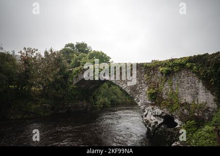 Ponte vicino a Ardtully House, Kenmare, County Kerry Irlanda Foto Stock