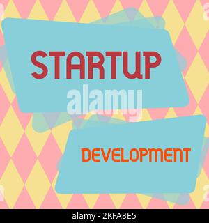 Sviluppo di startup di didascalie concettuali. Idea di business sviluppo di idea che significa la nascita del business Foto Stock