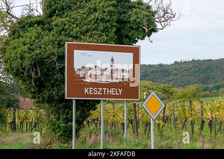 Keszthely, Ungheria. Centro storico architettura residenziale dettaglio Keszthely è una città ungherese di 20.895 abitanti situato sulla riva occidentale del lago Foto Stock