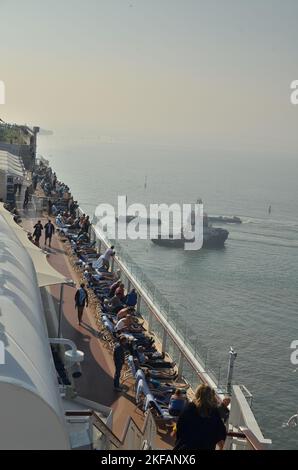 Venezia Italia dall'alto Panorama dalla nave da crociera View Foto Stock