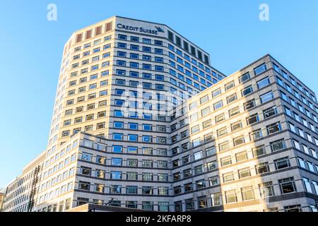 L'edificio del Credit Suisse nel quartiere finanziario di Londra, Regno Unito Foto Stock