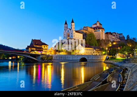 Castello di Aarburg al crepuscolo, Canton Argovia, Svizzera Foto Stock