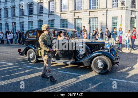 151 REGIMENT ROYAL LOGISTIC CORPS alla sfilata del Lord Mayor's Show nella City di Londra, Regno Unito. Field- Maresciallo Montgomery's 1939 Rolls-Royce Wraith car Foto Stock