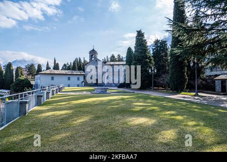 Piona, Italia - 03-02-2021: La bella Abbazia di Piona Foto Stock