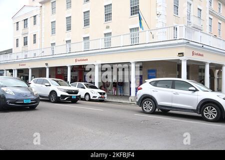 Nassau, Bahamas. 11th Nov 2022. Ingresso principale a Scotiabank lungo Bay Street a Nassau, Bahamas venerdì 11 novembre 2022. Credito: Ron Sachs/CNP/Sipa USA credito: Sipa USA/Alamy Live News Foto Stock