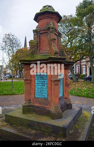 Boer War Memorial a Tynemouth, North Tyneside, Regno Unito. Svelato nel 1903 il memoriale mostra i nomi di 19 uomini locali morti nella Guerra Boera del 2nd 1899-1902, Foto Stock