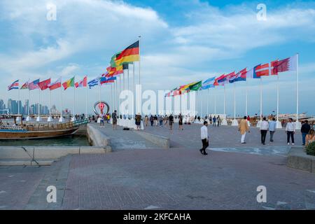 FIFA World Cup Qatar 2022 Official Countdown Clock svelato con un anno a partire Foto Stock