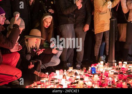 33 anni dopo la Rivoluzione di velluto sulla trida Narodni e Piazza Venceslao, nella foto 17/11/2022 (CTK Photo/Vojtech Darvik Maca) Foto Stock