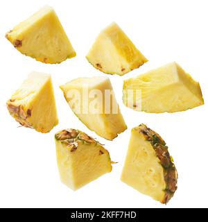 Fettine di ananas volanti Foto Stock