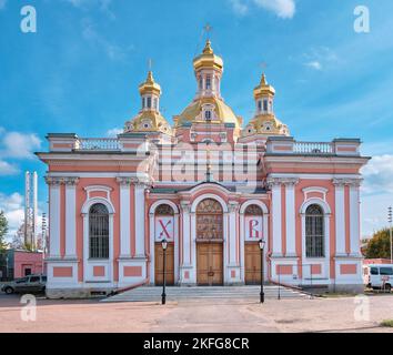 Esaltazione della Cattedrale Cossack Croce su Ligovsky Prospekt, costruita in 1748-1749 anni, un sito patrimonio culturale, punto di riferimento: San Pietroburgo, Russia - Foto Stock