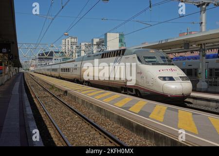 Frankreich, Lione, Bahnhof Part-Dieu, spanischer Hochgeschwindigkeitszug // Francia, Lione, treno ad alta velocità spagnolo Foto Stock