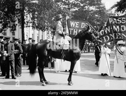 Suffragio femminile - Parata, 1914 maggio, 1914 maggio. Foto Stock