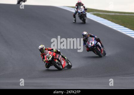 Victoria, Australia. 19th Nov 2022. Alvaro Bautista (ESP) per Aruba.it Racing-riding la Ducati Panigale V4R durante la prova tre durante il 2022° round australiano del Grand Ridge Round del Campionato Mondiale 2022 MOTUL FIM Superbike a Phillip Island, Australia il 19 2022 novembre - Image Credit: brett keating/Alamy Live News Foto Stock