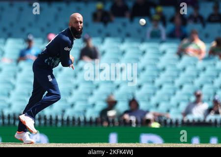 Moeen Ali d'Inghilterra durante la serie Dettol 2nd ODI match Australia vs Inghilterra a SCG, Sydney, Australia, 19th novembre 2022 (Foto di Patrick Hoelscher/News Images) a Sydney, Australia il 11/19/2022. (Foto di Patrick Hoelscher/News Images/Sipa USA) Foto Stock